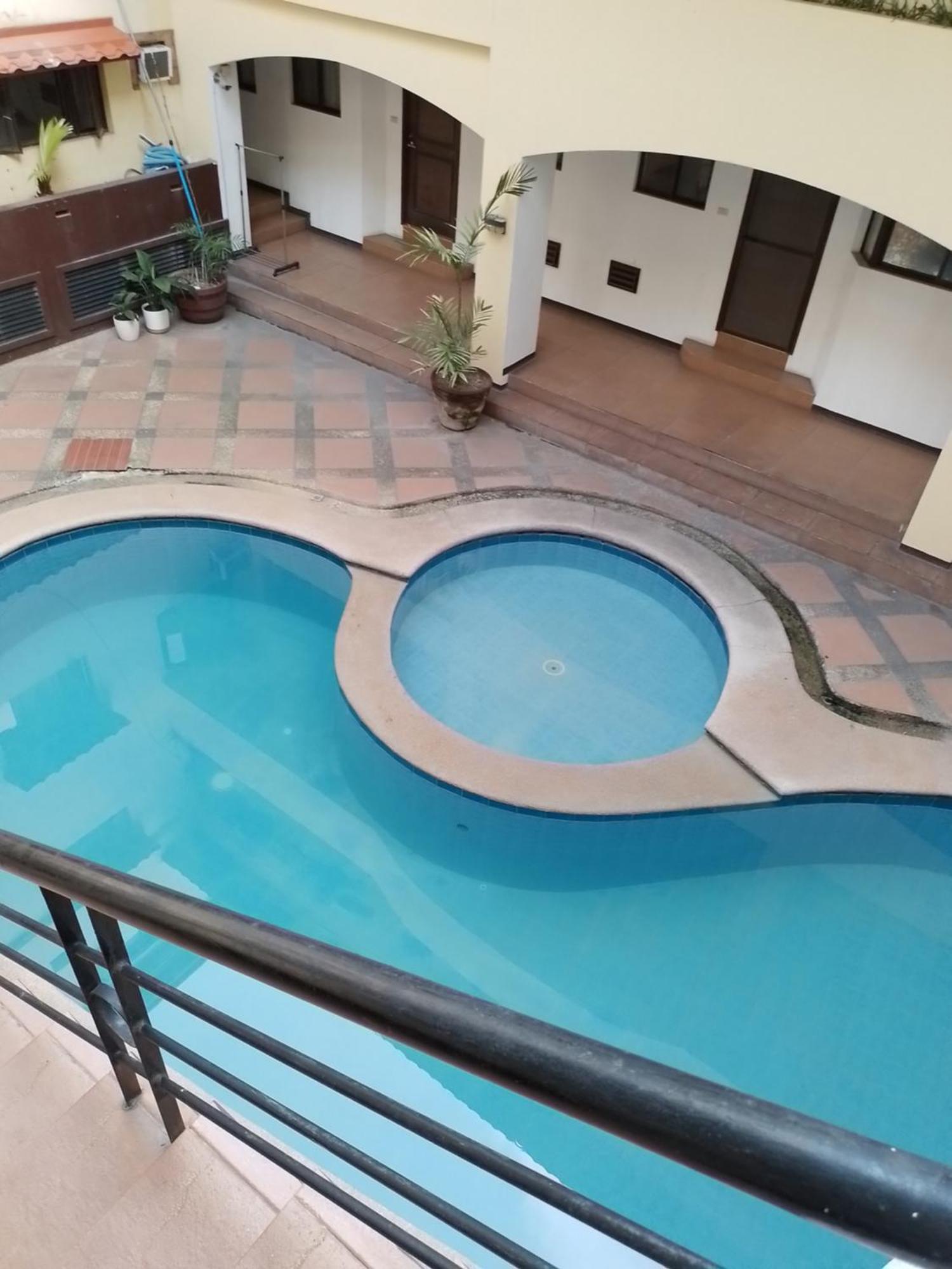 722 Metropolis Tower Hotel Bantud Hacienda ภายนอก รูปภาพ