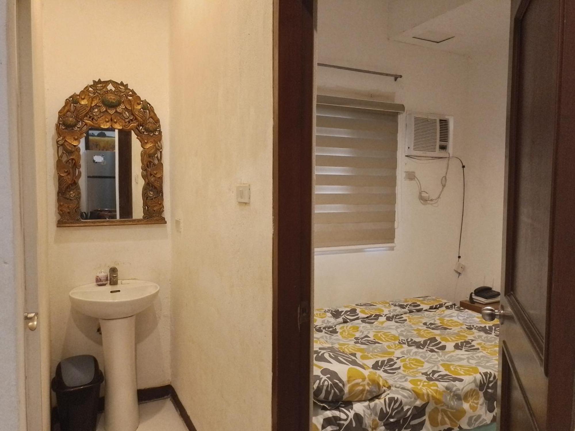722 Metropolis Tower Hotel Bantud Hacienda ภายนอก รูปภาพ