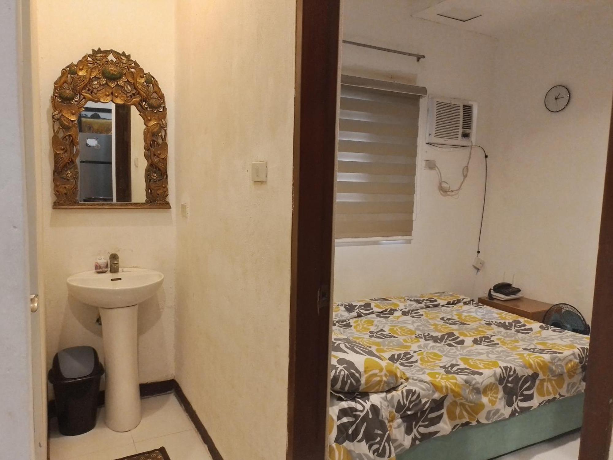 722 Metropolis Tower Hotel Bantud Hacienda ภายนอก รูปภาพ